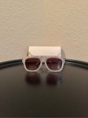 White Marbled Frame Sunglasses with Brown Gradient Lenses